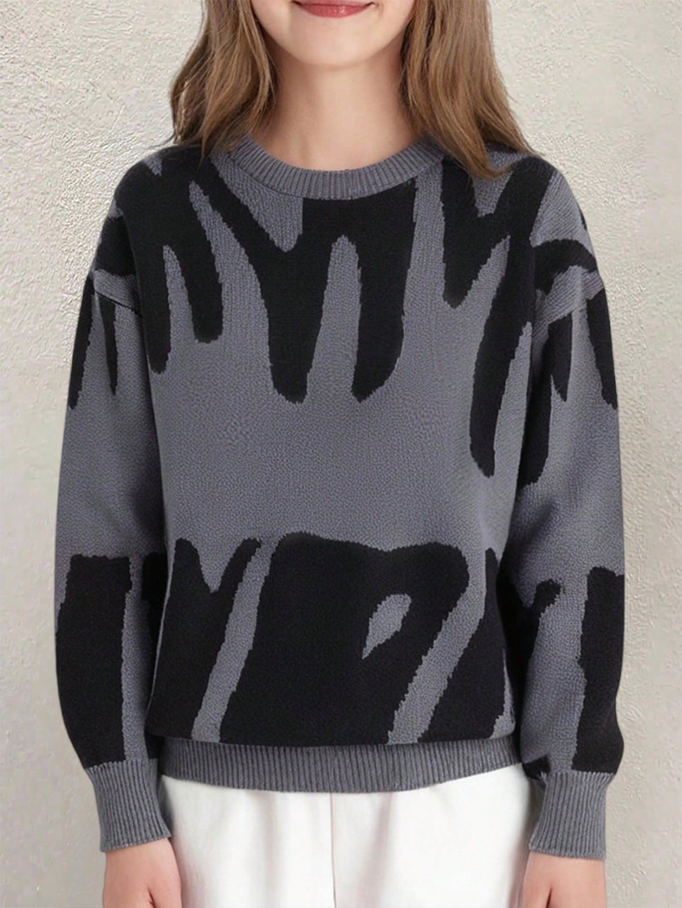1 pièce Pull tricoté à col rond oversize en contraste de couleurs, style streetwear décontracté pour jeunes filles. Chaud et épais, idéal pour l'automne/l'hiver