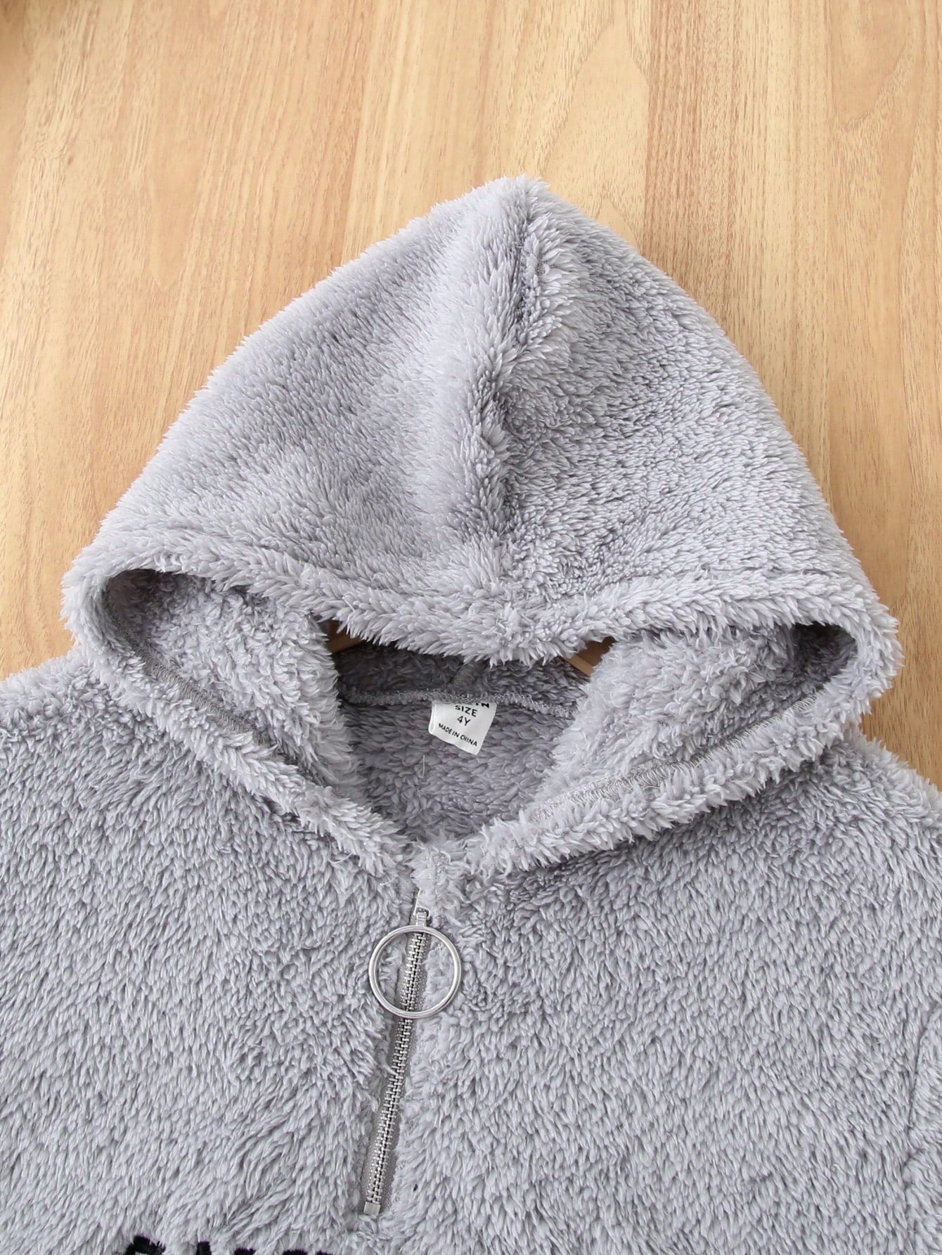 1 pièce sweat-shirt à capuche zippé, essentiel pour les tenues de jeunes garçons, style décontracté, collège, confortable et simple, avec broderie lettres, demi-fermeture éclair, épais et chaud, convient pour l'école, les voyages, les sports, l'automne e