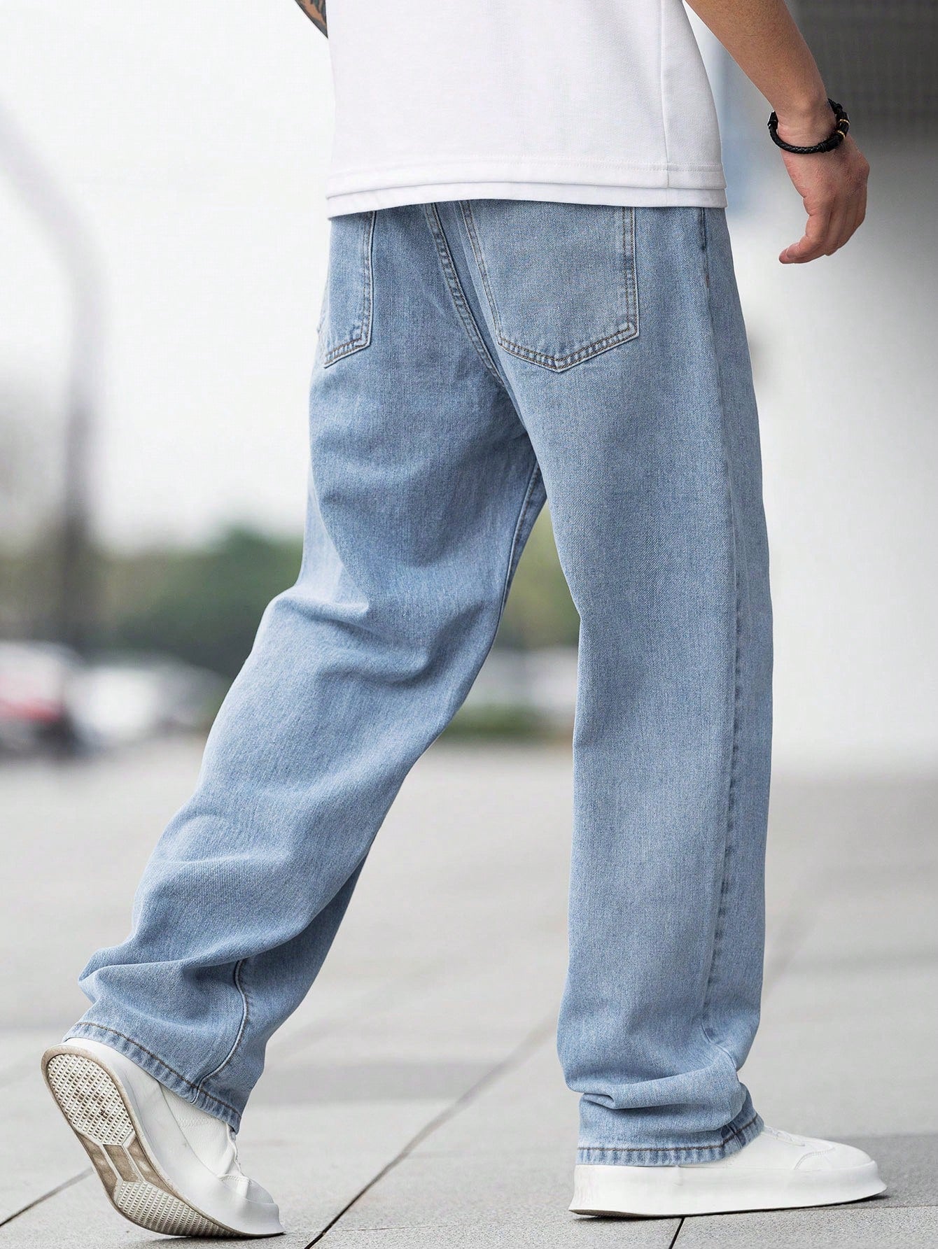 Jeans basiques bleus en denim décontractés et amples à jambes droites pour garçons adolescents, costume de tous les jours et pour les quatre saisons. Vêtements pour garçons adolescents