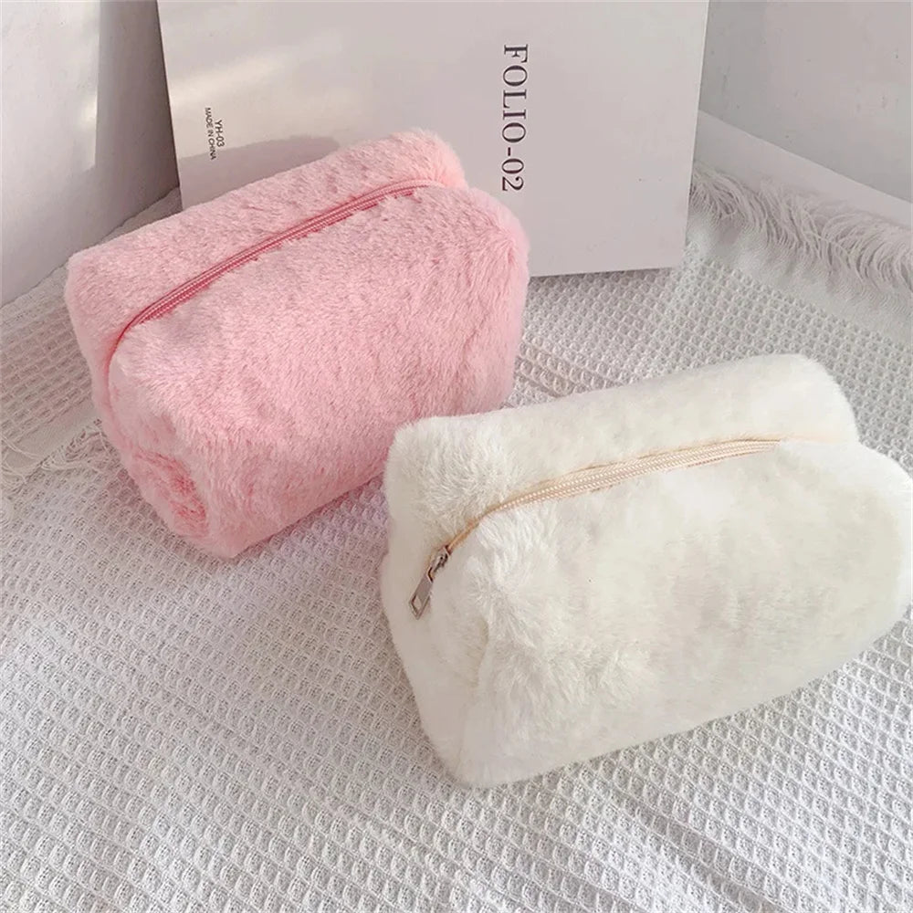 Sac de Maquillage en Fourrure pour Femmes - Trousse Cosmétique Souple de Voyage, Organiseur de Maquillage, Sac à Main Solide pour Jeunes Filles.