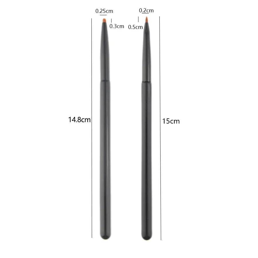Pinceau Maquillage Ultra-Fin - Brosse Angulaire pour Eye-Liner et Sourcils, Poils Synthétiques Précis, Outil Cosmétique Professionnel.