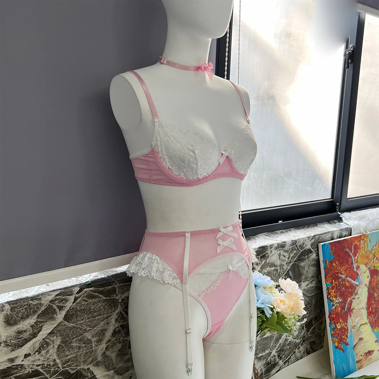 Yimunancy Ensemble de lingerie féminine 5 pièces de couleur contrastée Soutien-gorge ras du cou avec nœud + ensemble de sous-vêtements boule Bas Jarretière Kit