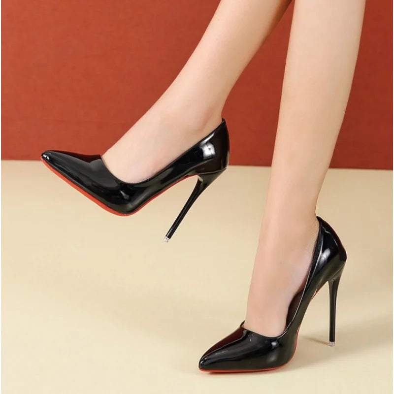 Chaussures à Talons Hauts Élégantes 35-45 : Escarpins à talon stiletto de 12 cm, pointus, parfaits pour les banquets, mariages et soirées, disponibles en taille plus pour femmes.