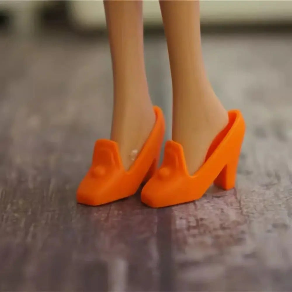Bottes à talons hauts de qualité, chaussures pour poupée 1/6, modèle super, chaussures pour poupée de 30 cm, sandales originales, chaussures décontractées pour poupée, bottes pour poupée féminine.