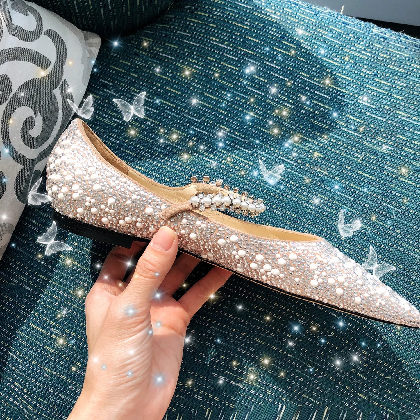 Chaussures de mariage 2024, ballerines et talons hauts en cristal, bout pointu, idéales pour soirées et cérémonies.