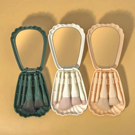 Ensemble de pinceaux de maquillage portable : 5 pinceaux essentiels, incluant pinceau fond de teint et ombre à paupières. Livré avec miroir pratique, idéal pour les voyages.