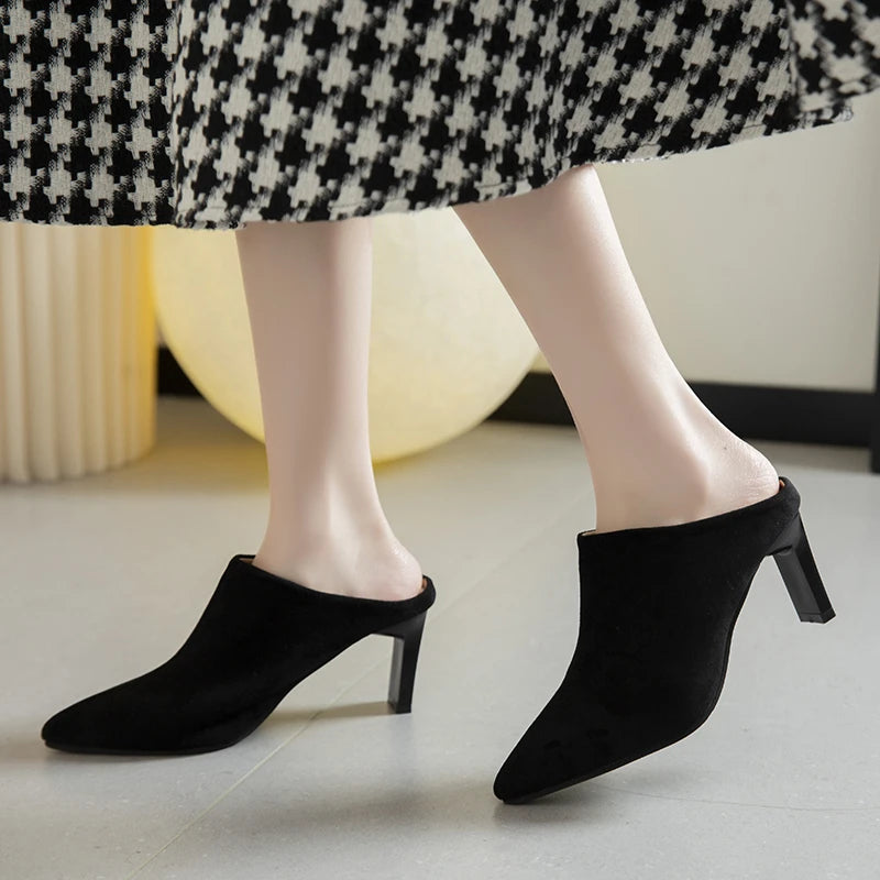 Pantoufles à talons aiguilles pour femmes, chaussures élégantes à talons hauts, sandales à dos nu pour l'automne, nouvelle mode , marque de robes élégantes.